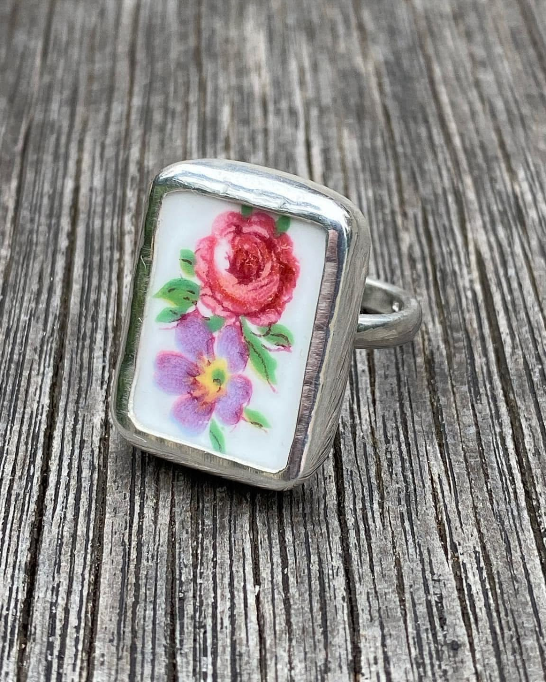 Sirrom Colclough Bone China Ring
