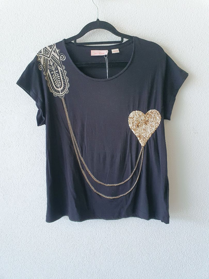 Sass and Bide top S