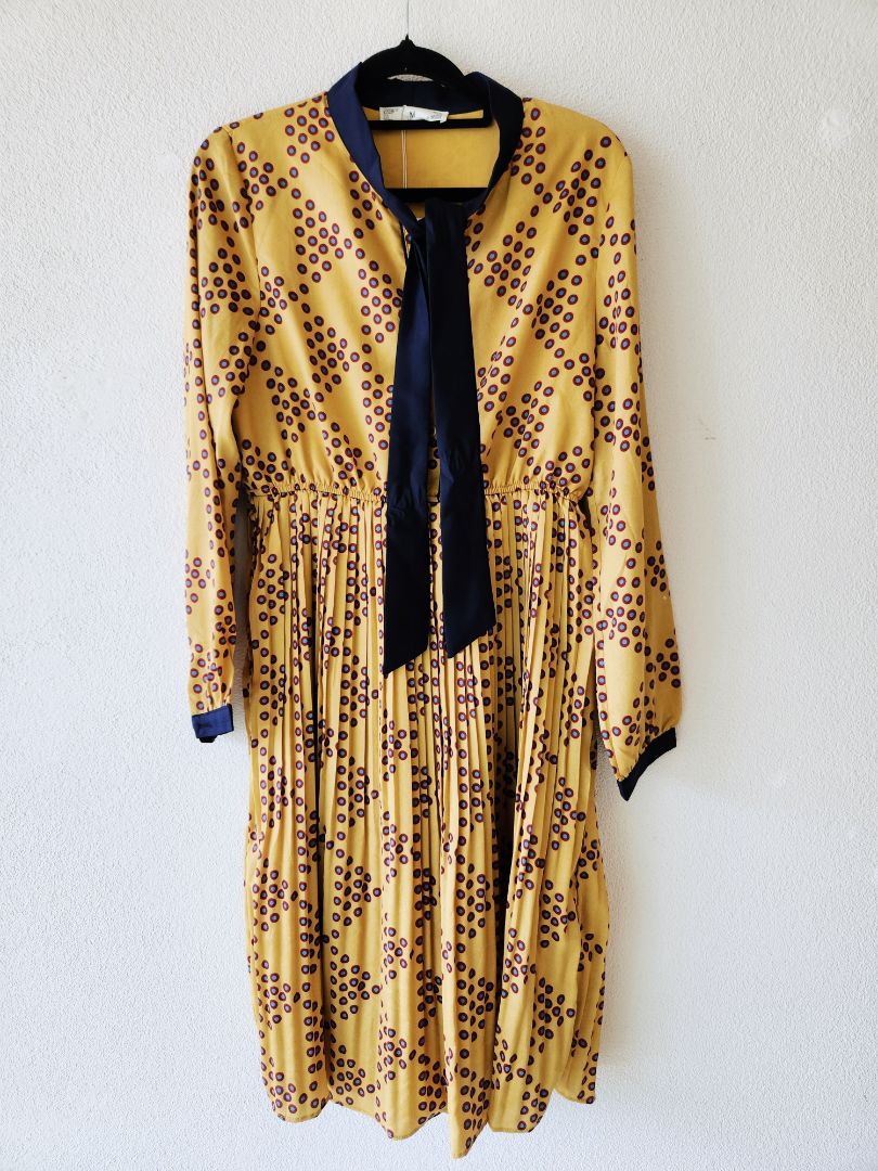 M Dress M