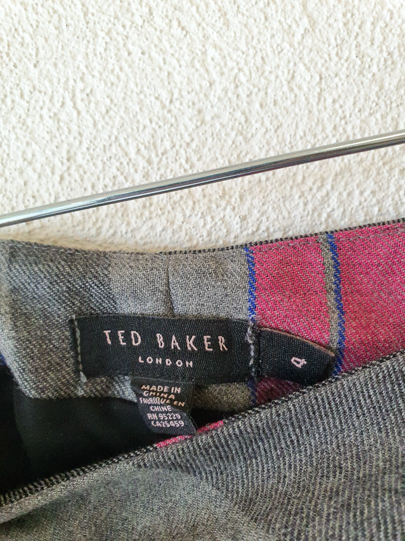 Ted baker Skirt 4