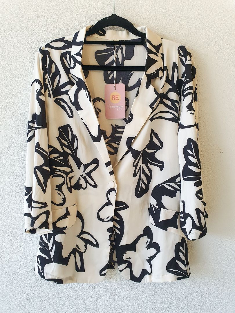 Jacket L