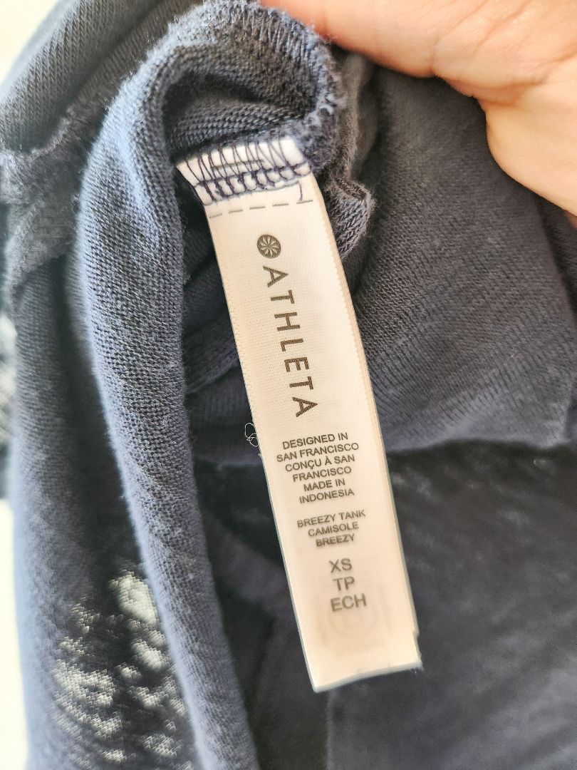 Athleta top XS