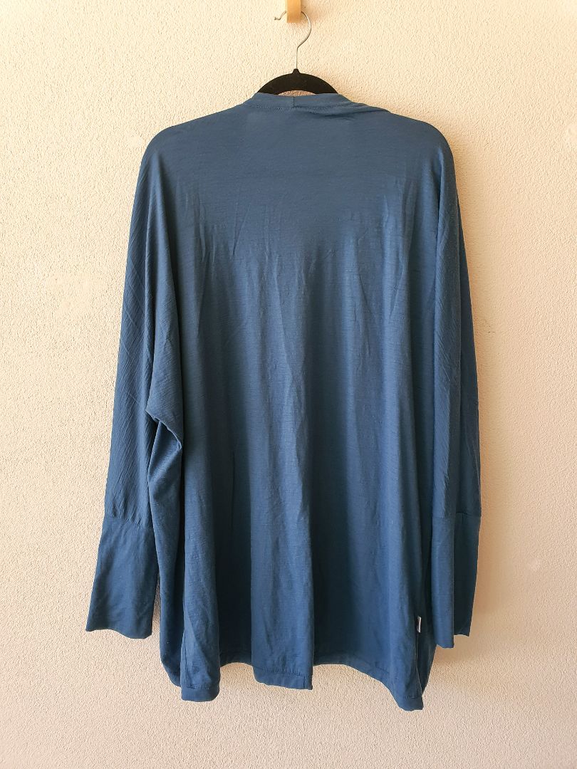 Kingston &amp; Co top S