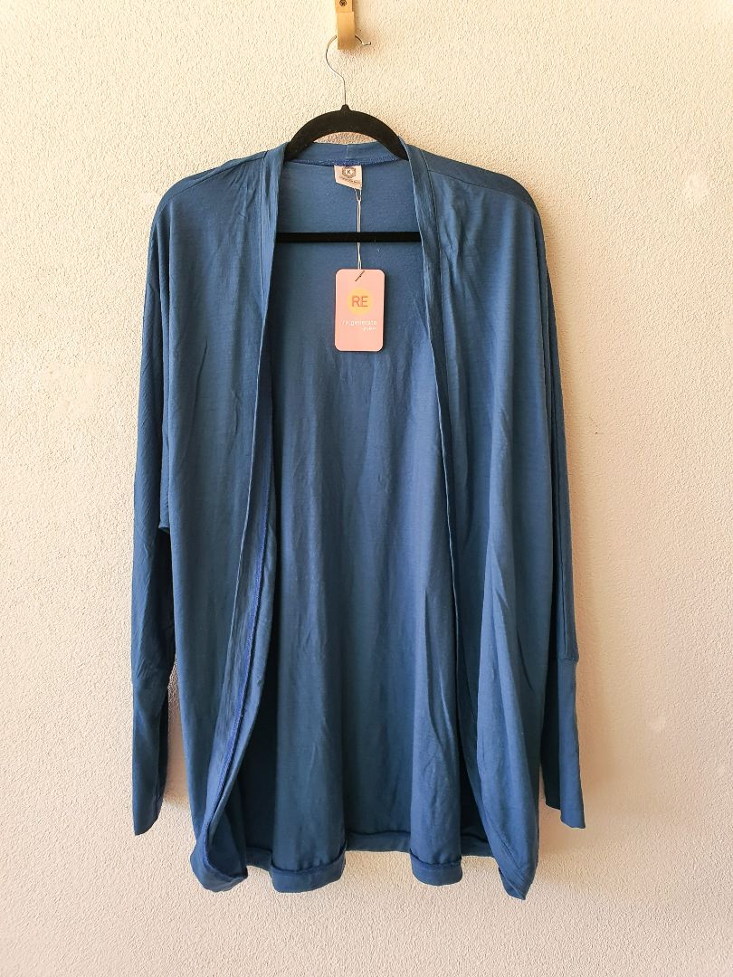 Kingston &amp; Co top S
