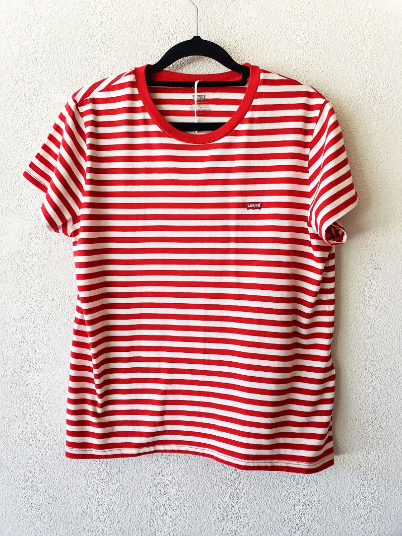 Levis top L