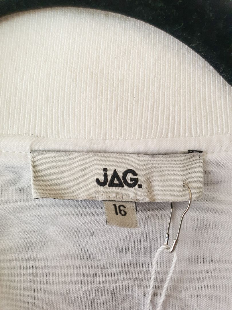 Jag Jacket 16