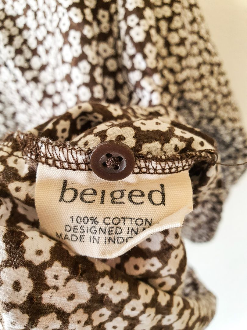 beiged top M/L