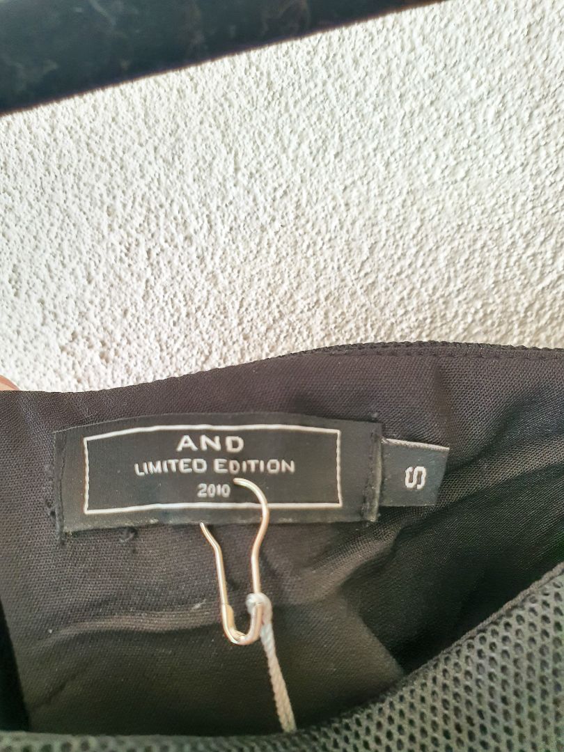 AND Dress S
