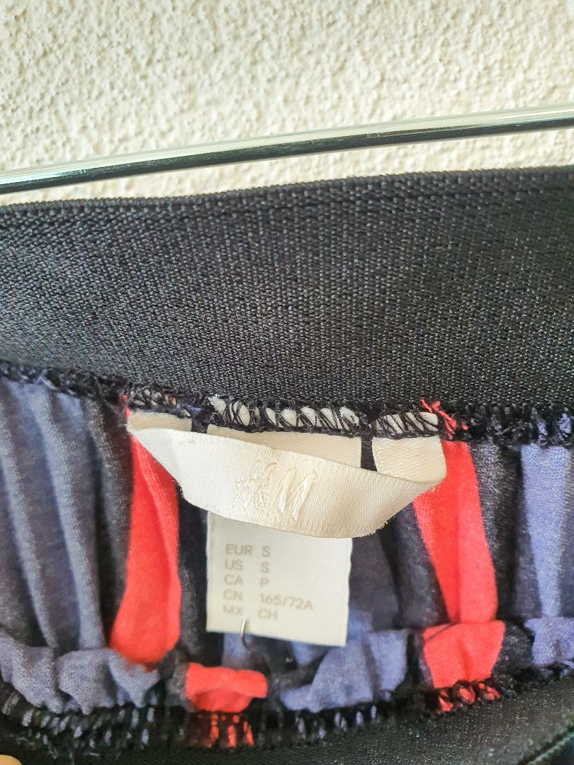 H&amp;M Skirt S