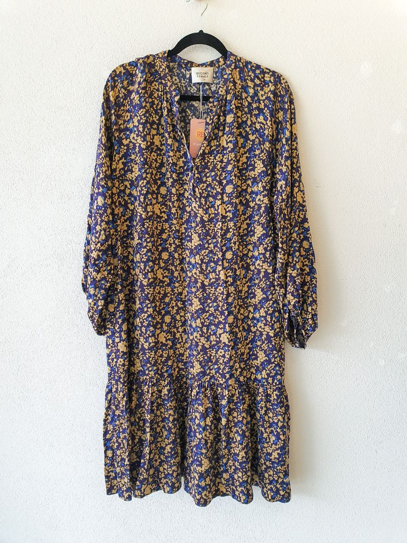SECOND FEMALE Dress M