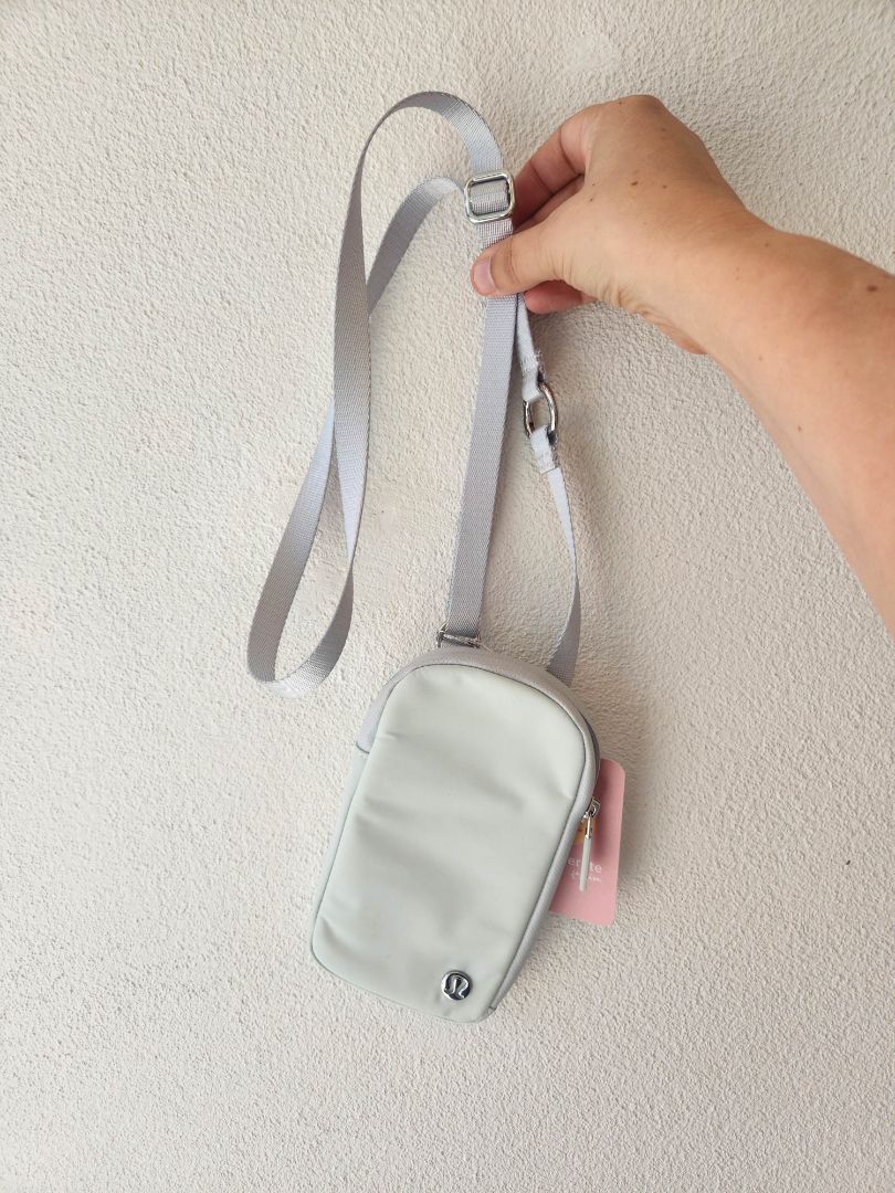 Lululemon Bag OS