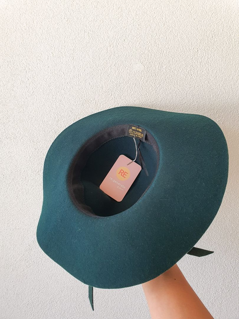 Hat OS