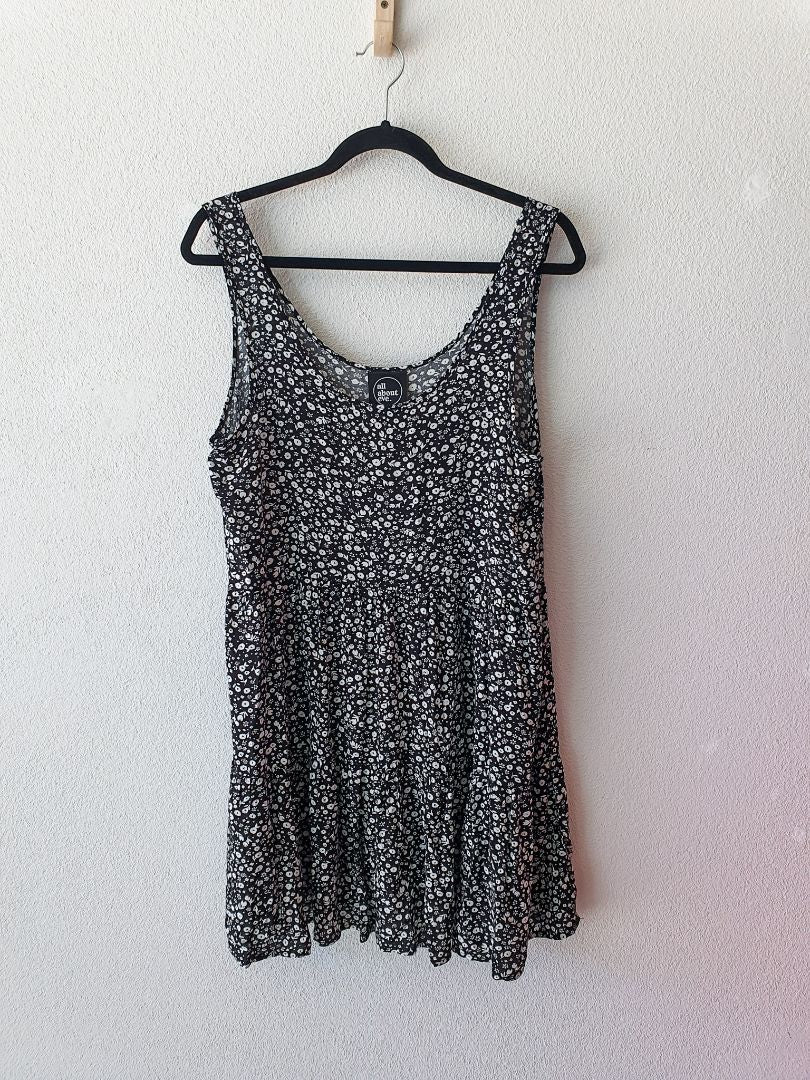 All About Eve Dress M