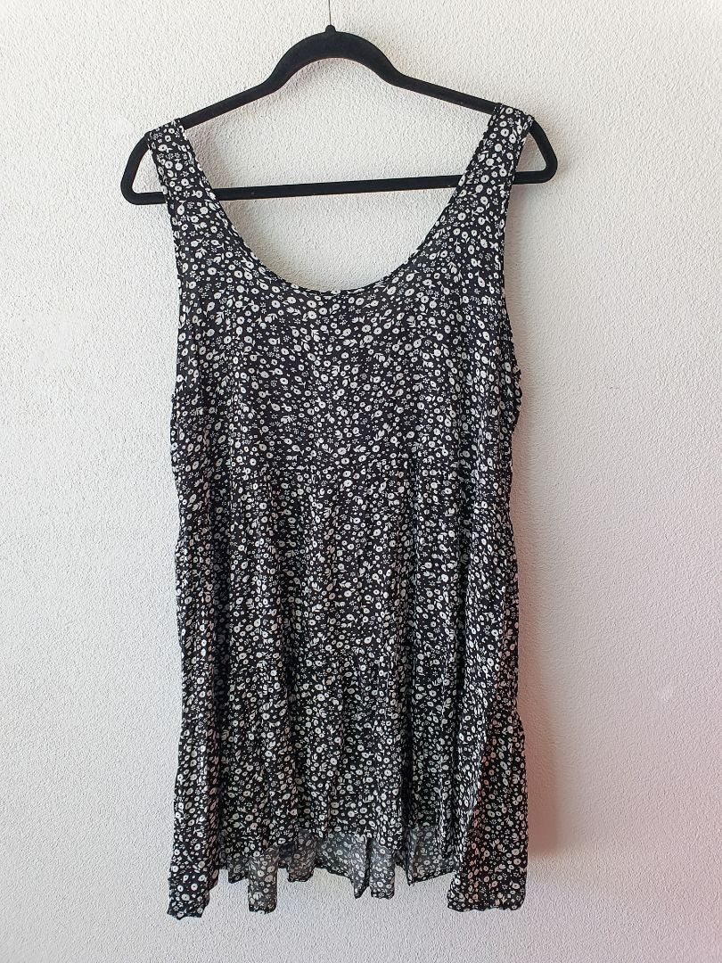 All About Eve Dress M