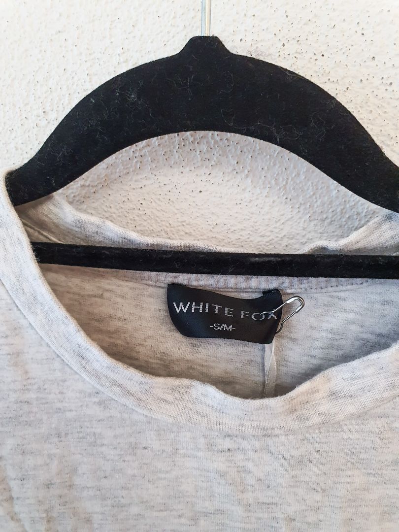 White fox top S