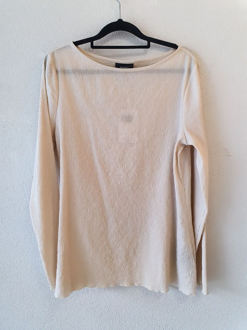 Moochi top M