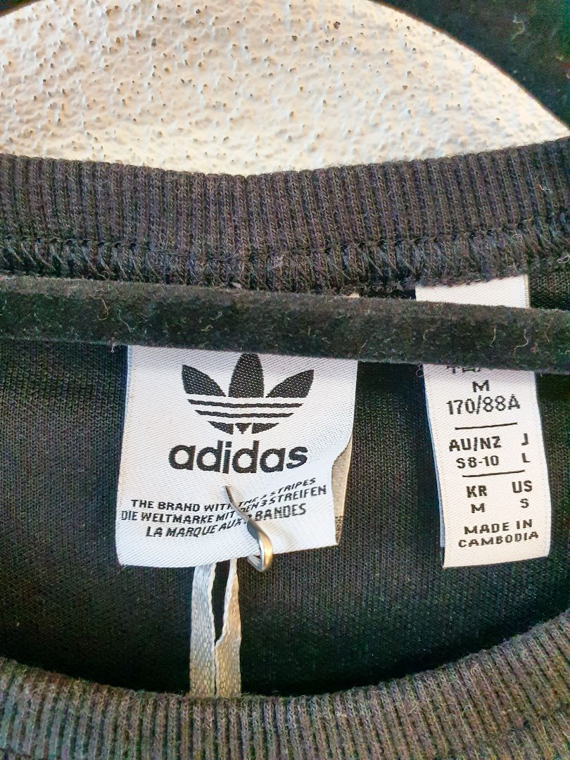 Adidas top XS/S