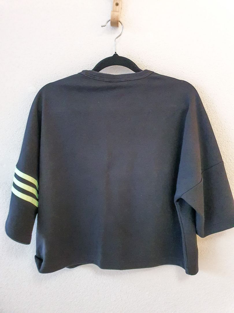Adidas top XS/S