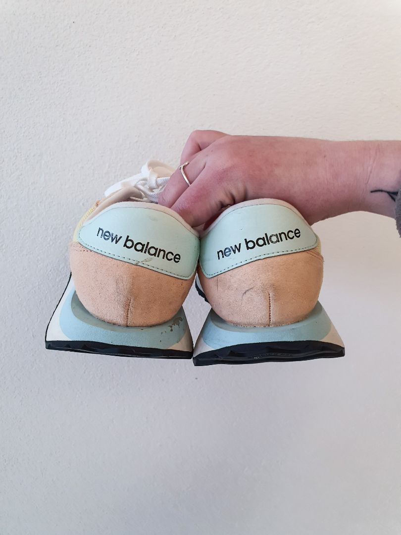 New Balance Shoes EUR37.5