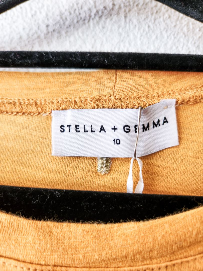 Stella &amp; Gemma top S