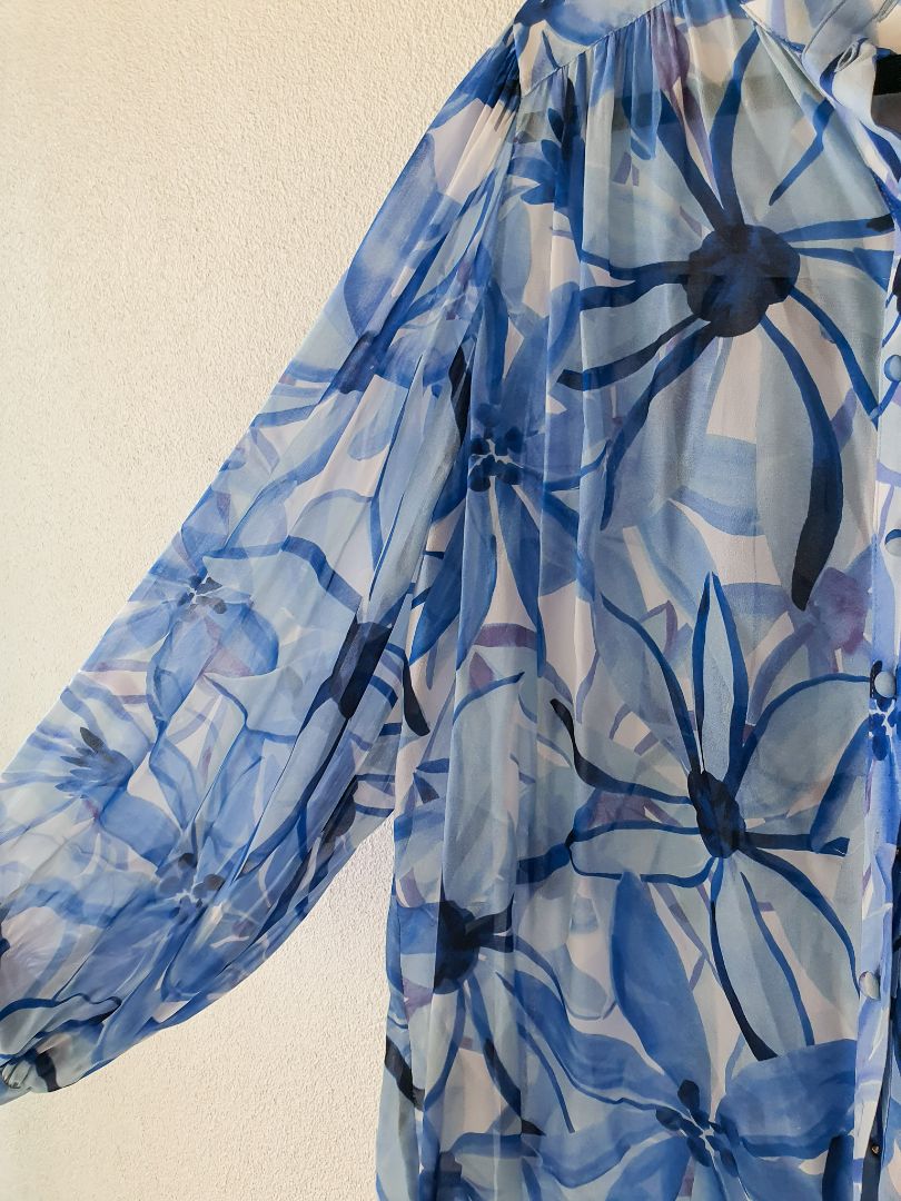 Whitchery top M