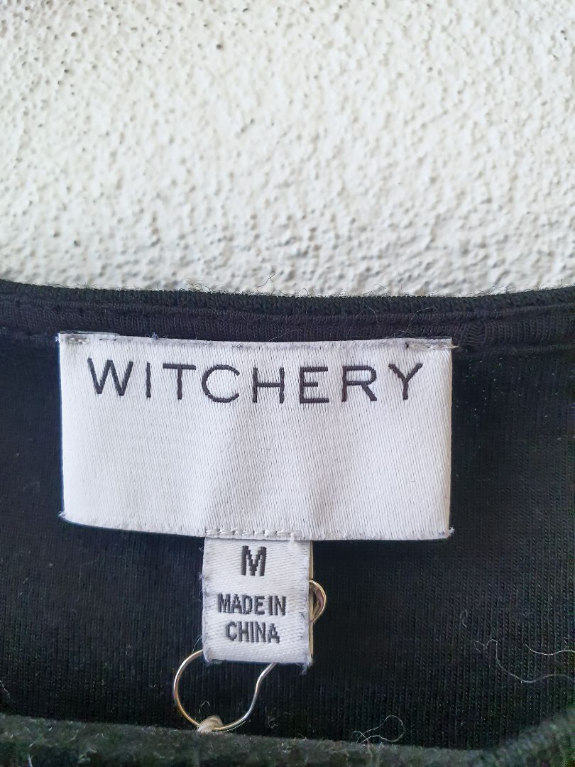 Whitchery top M