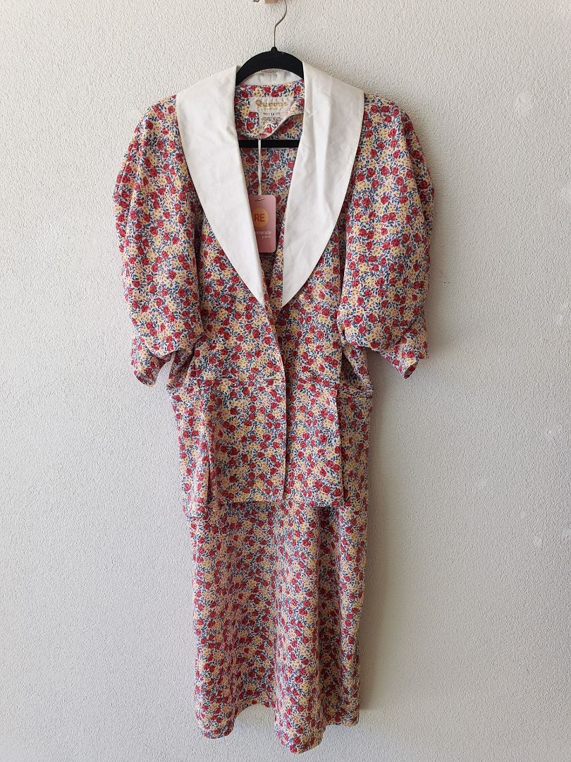 Queens Dress L