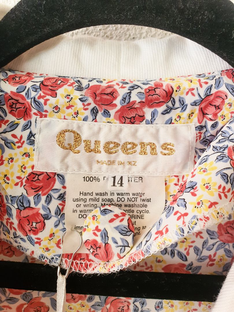 Queens Dress L