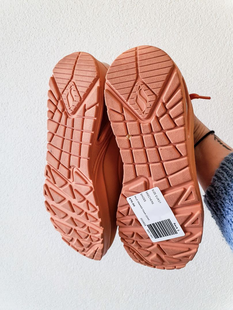 Skechers Shoes EUR37