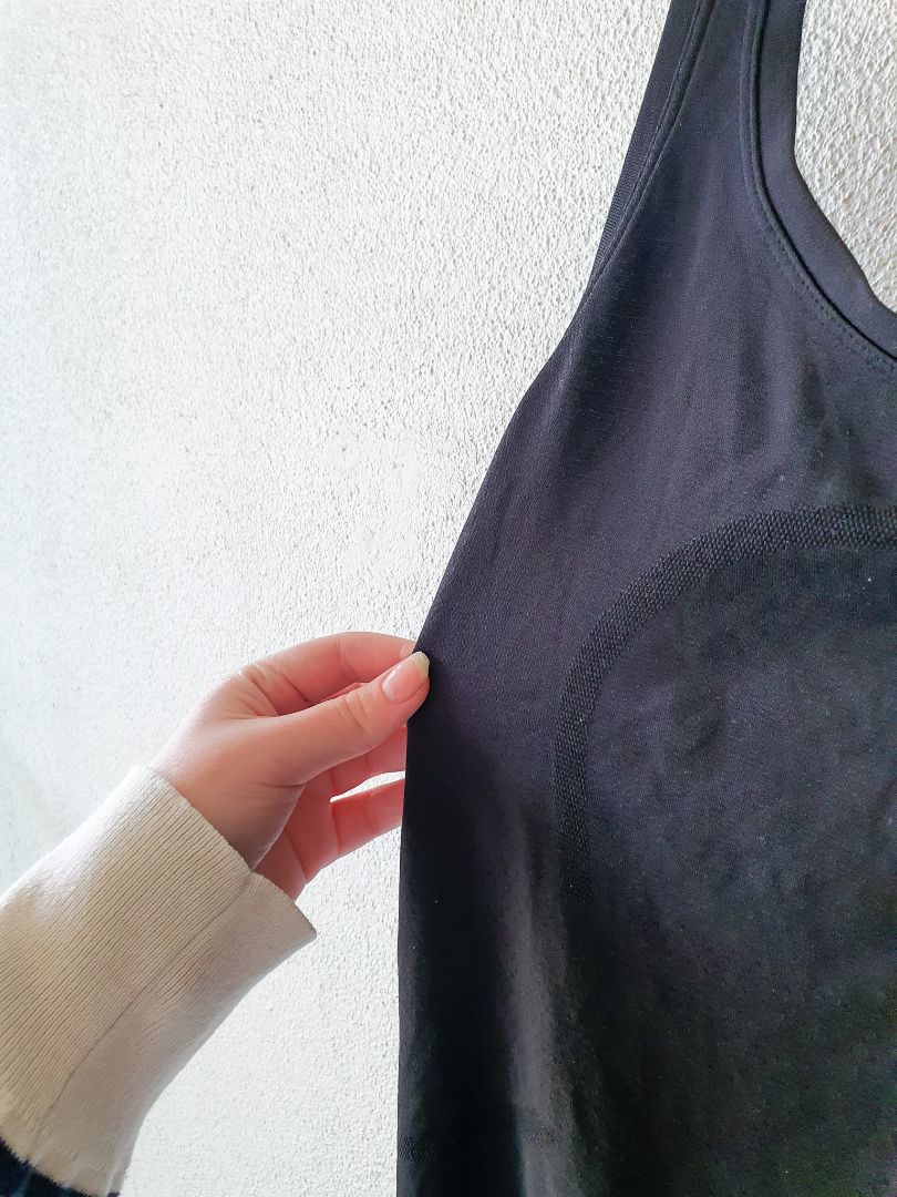 Lululemon top XS