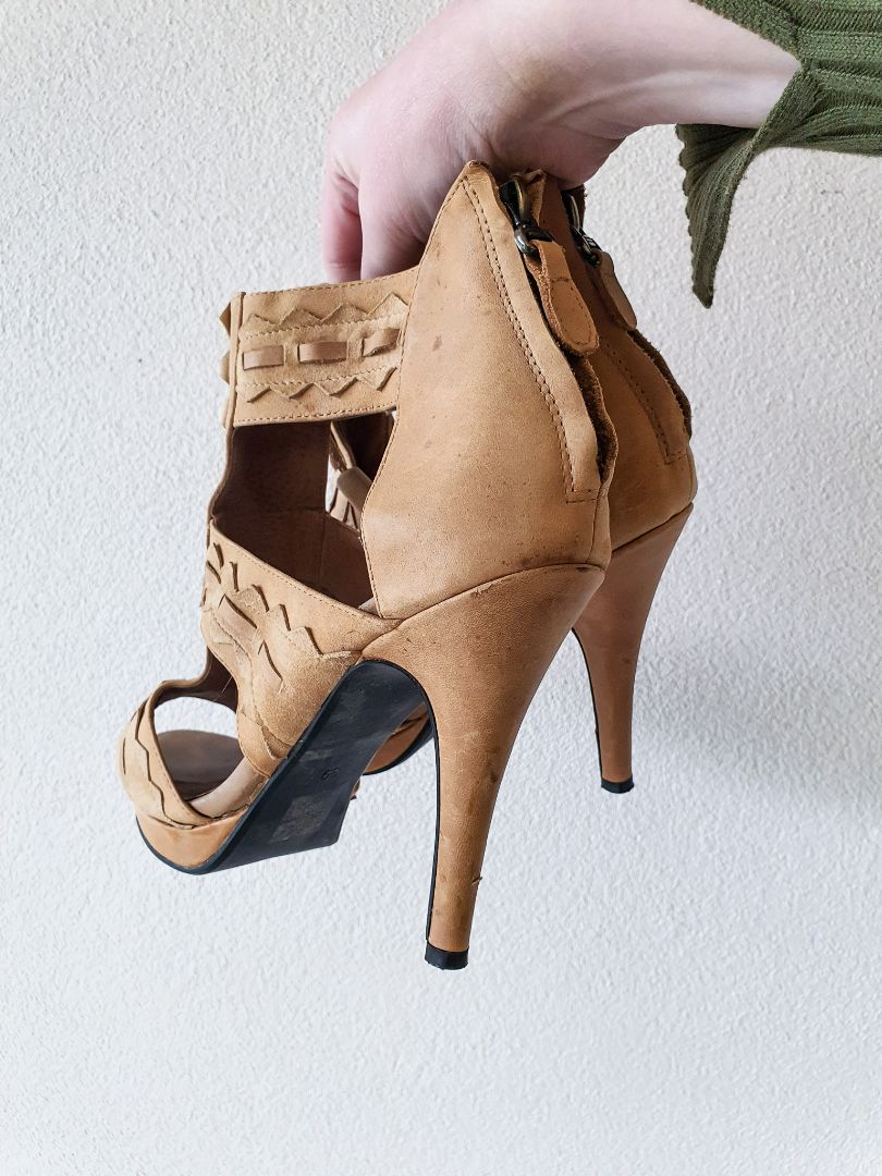 Niclaire Shoes EUR39
