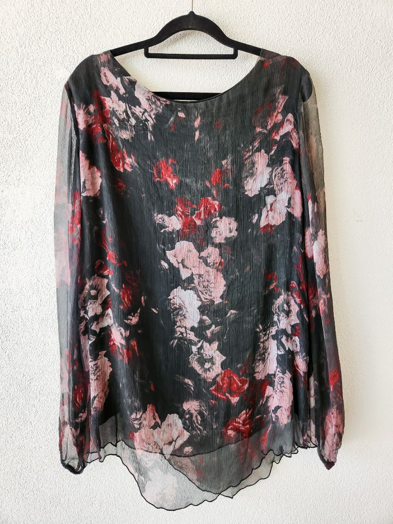 Boo Radley top L