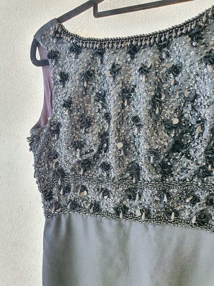 Dress M