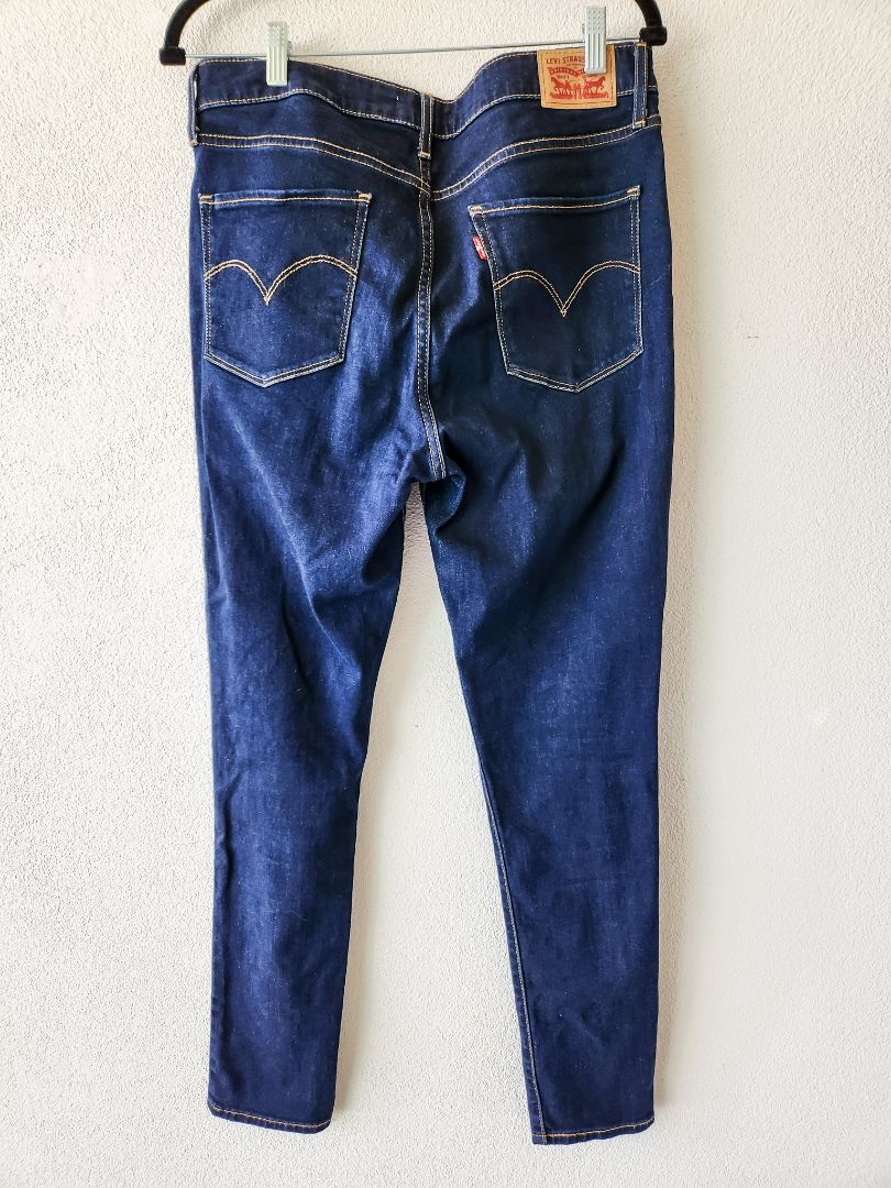 Levi&#39;s Jeans 32
