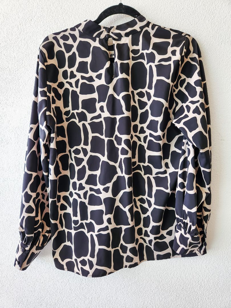 Rowen Avenue top L
