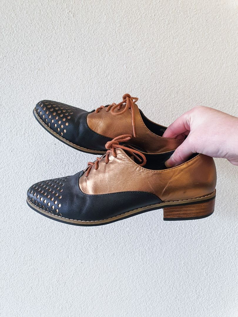 BRESLEY Shoes 6