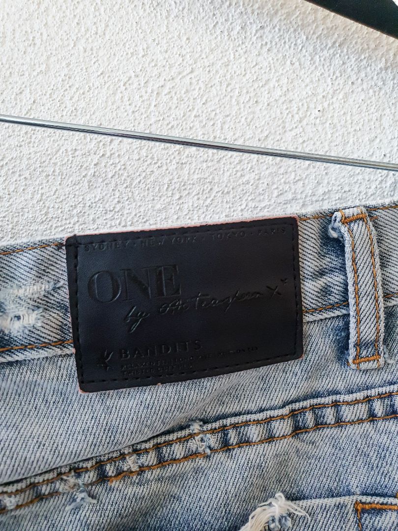 One Teaspoon Shorts M