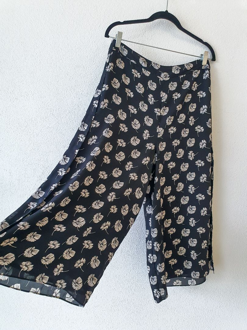 Veronika Maine Pants S