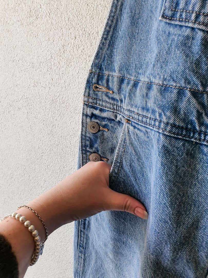 Levis Jumpsuit M
