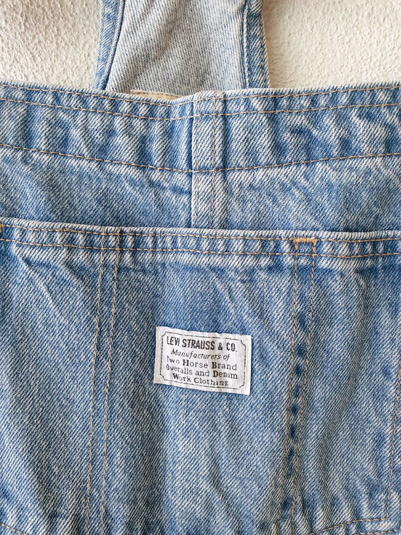 Levis Jumpsuit M