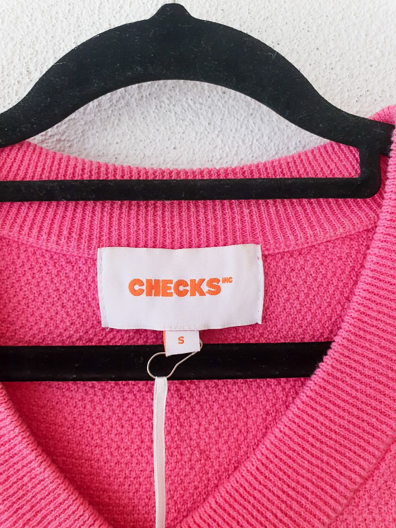 Checks top S