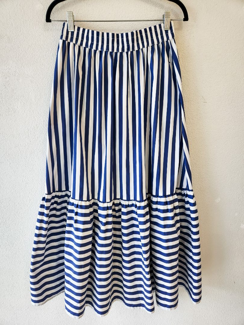 Shirty Skirt M