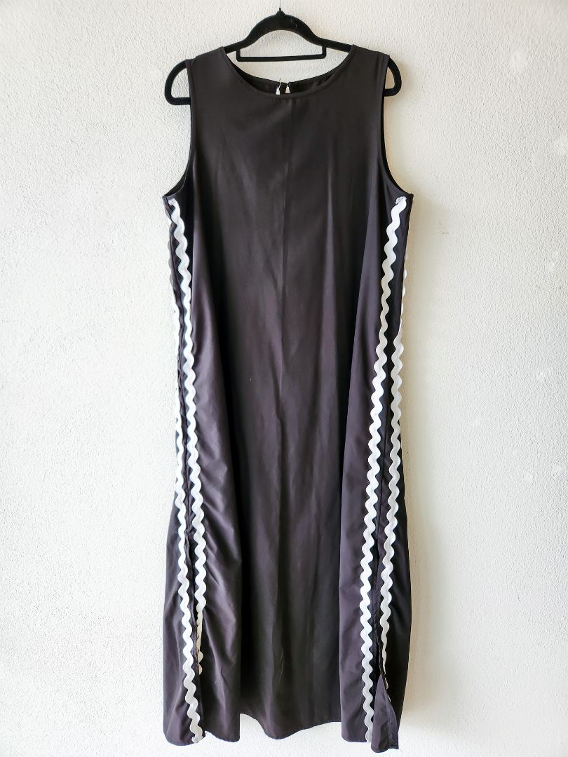 Dress M
