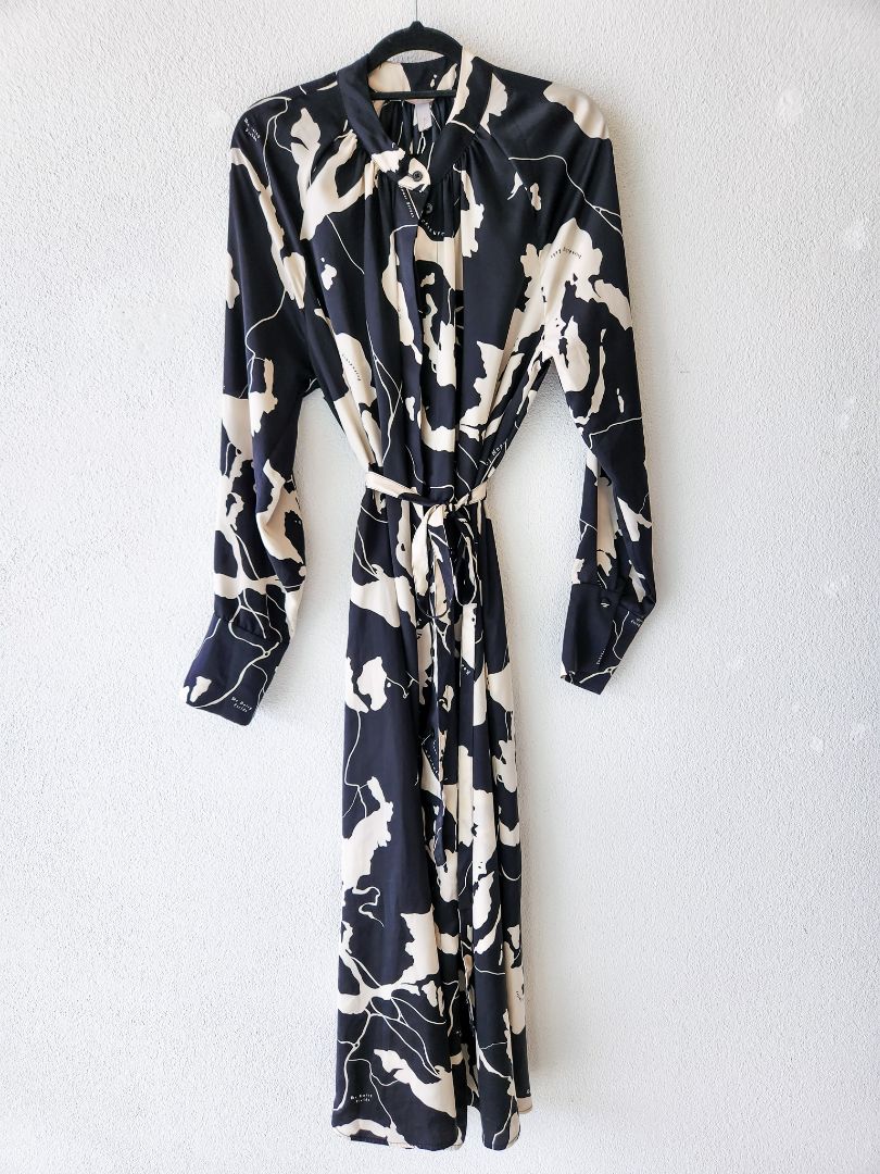 H&amp;M Dress S