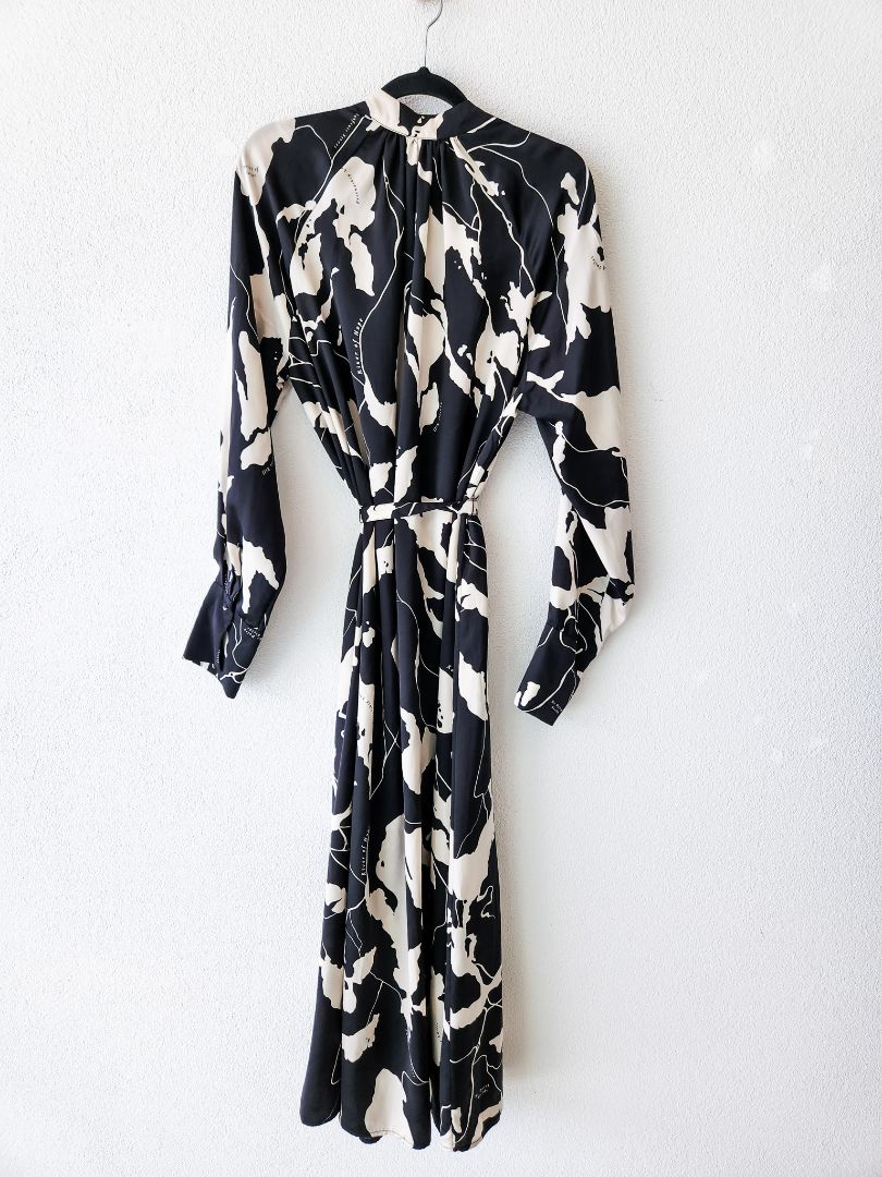 H&amp;M Dress S