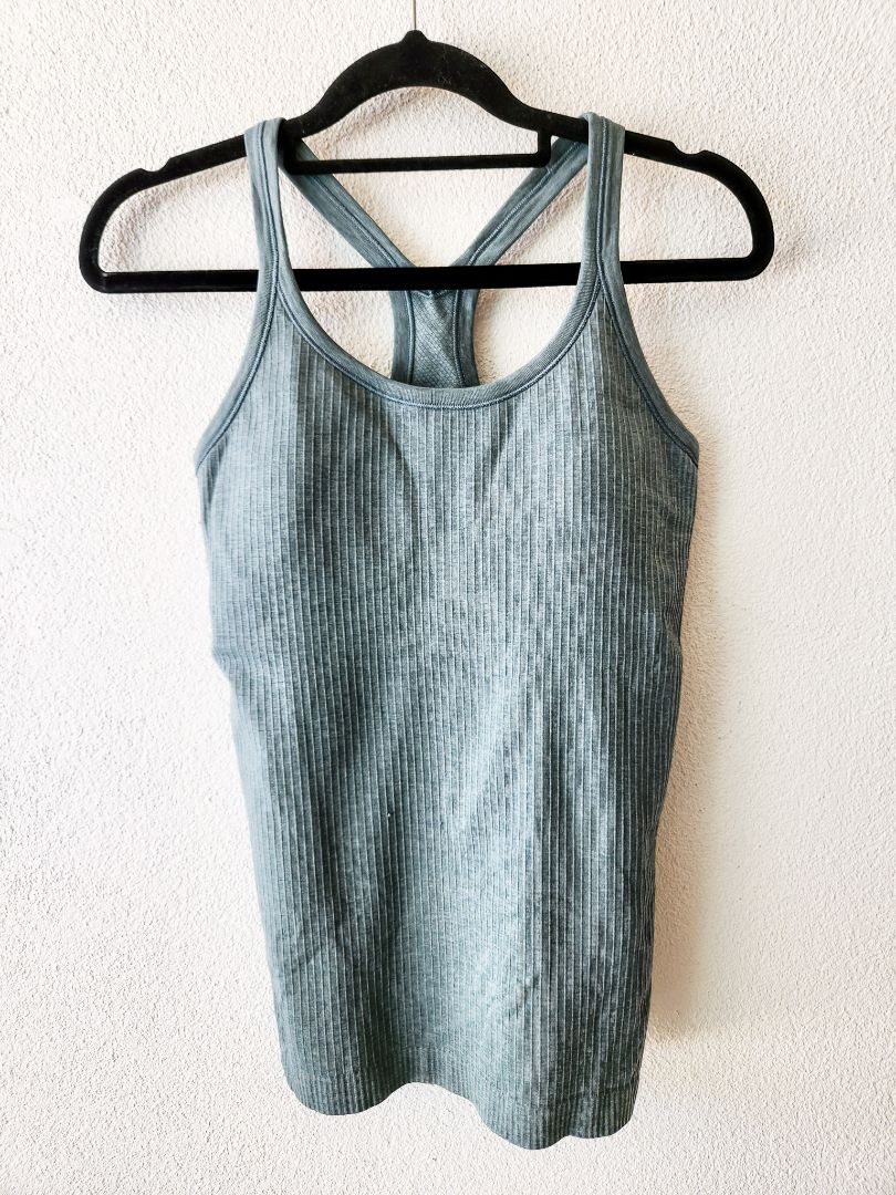 Lululemon top S