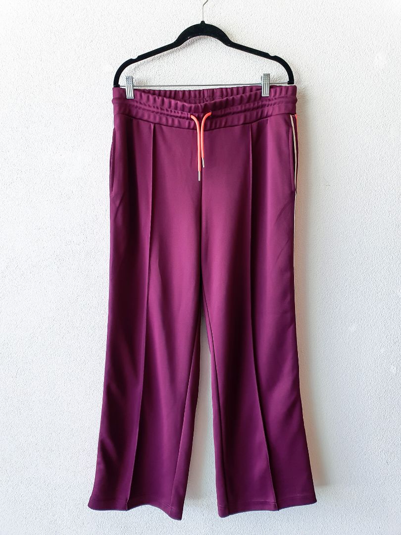 Pants L