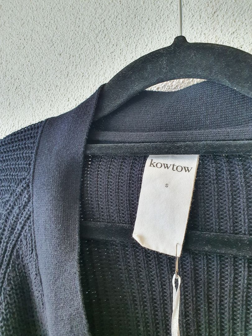 Kowtow top S