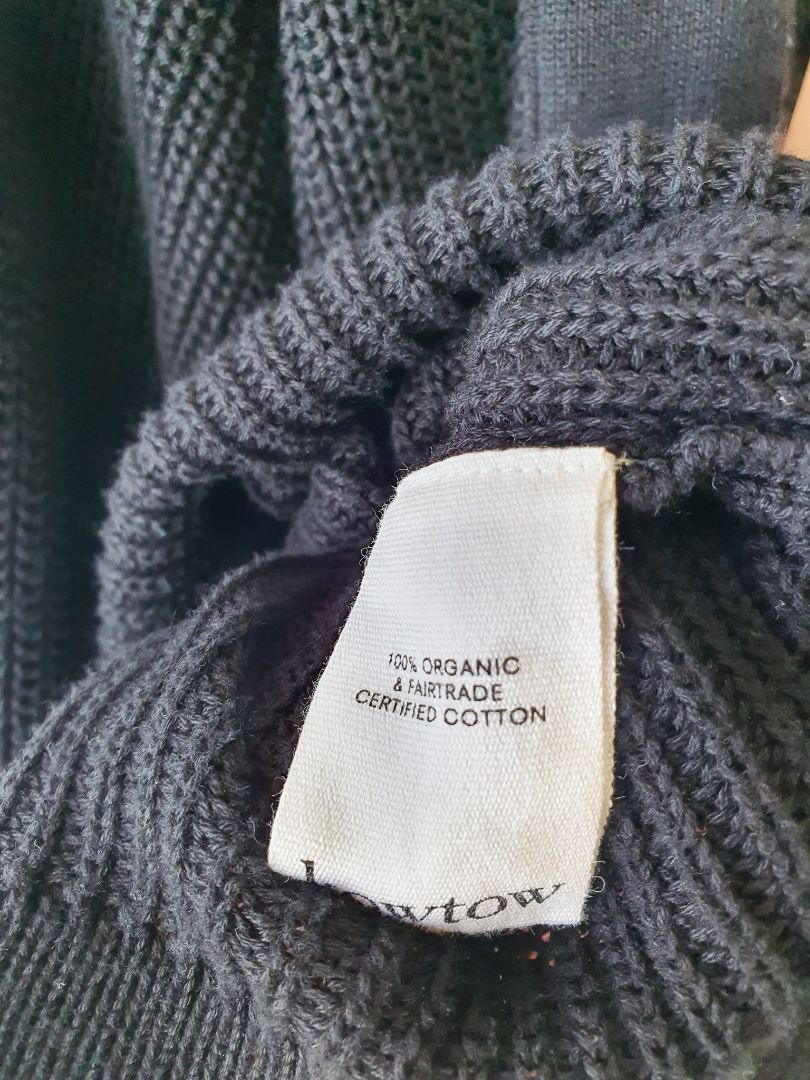 Kowtow top S