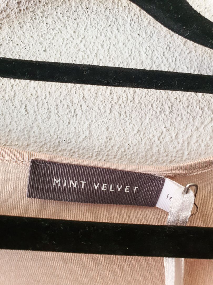 Mint Velvet top XL